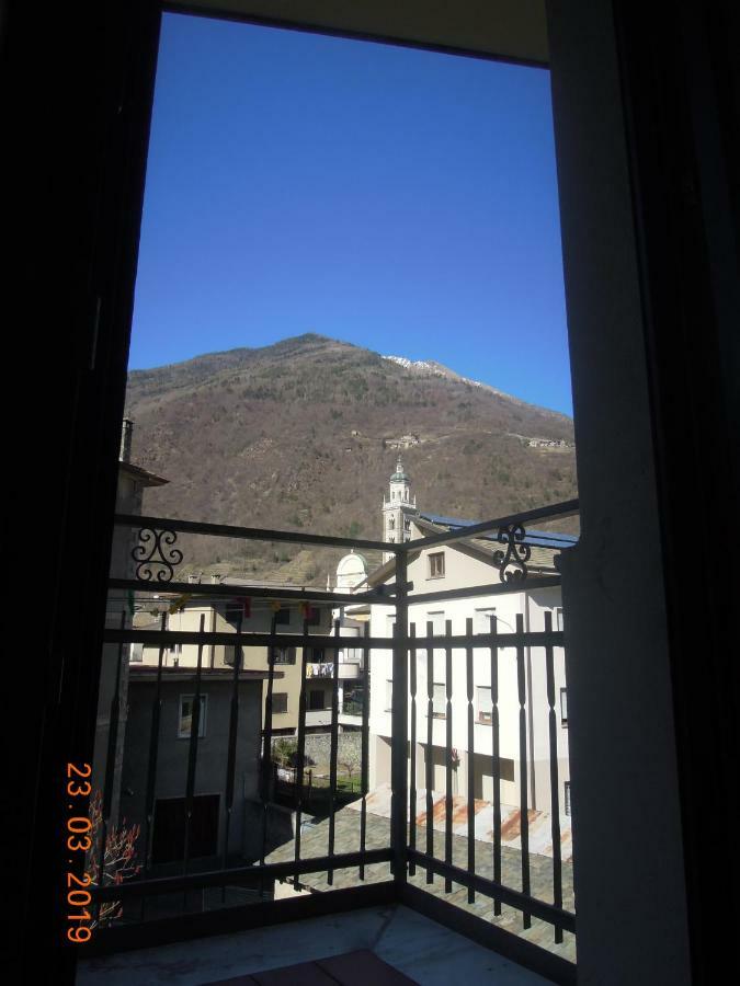 Atirano Vila Exterior foto
